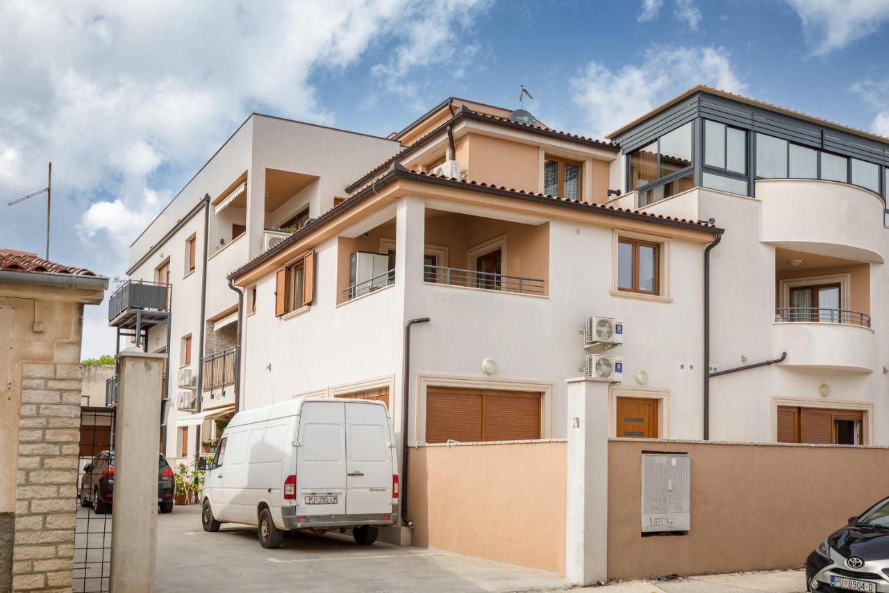 Apartment Bailey Пула Экстерьер фото