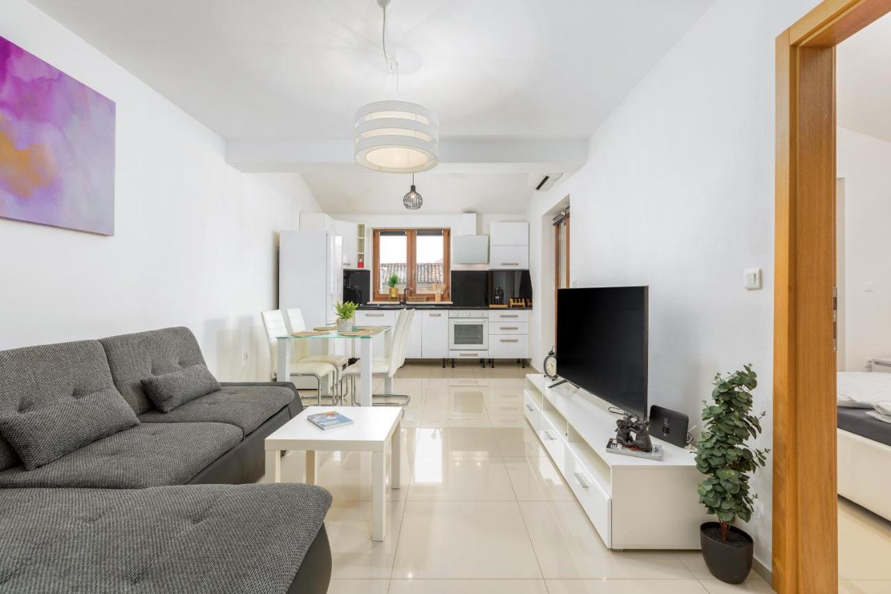 Apartment Bailey Пула Экстерьер фото